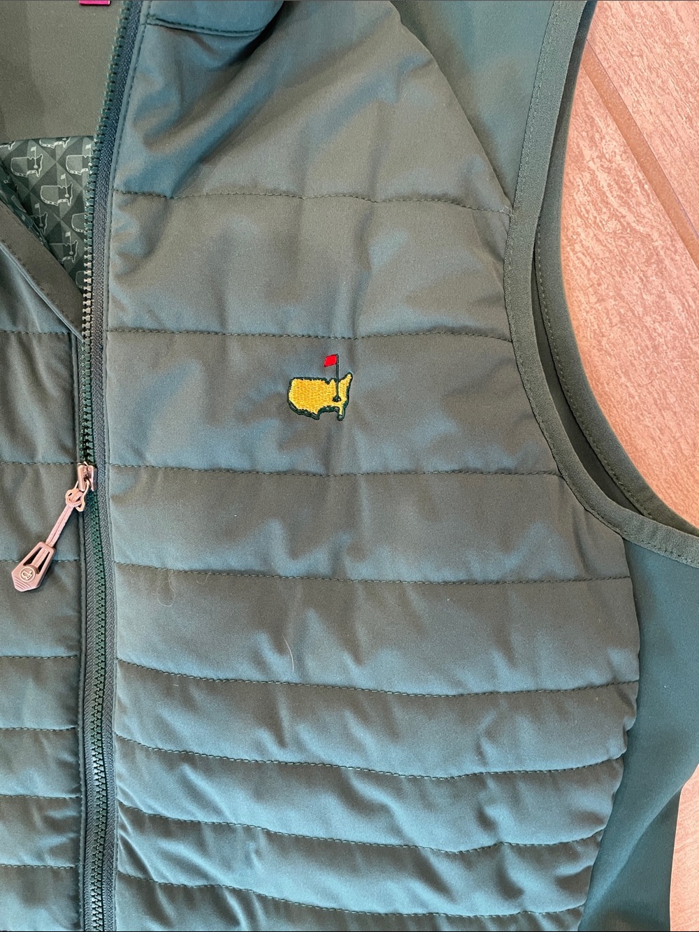 Masters Women’s Magnolia Lane Tech Olive Green Quilted Vest - Picture 3 of 5